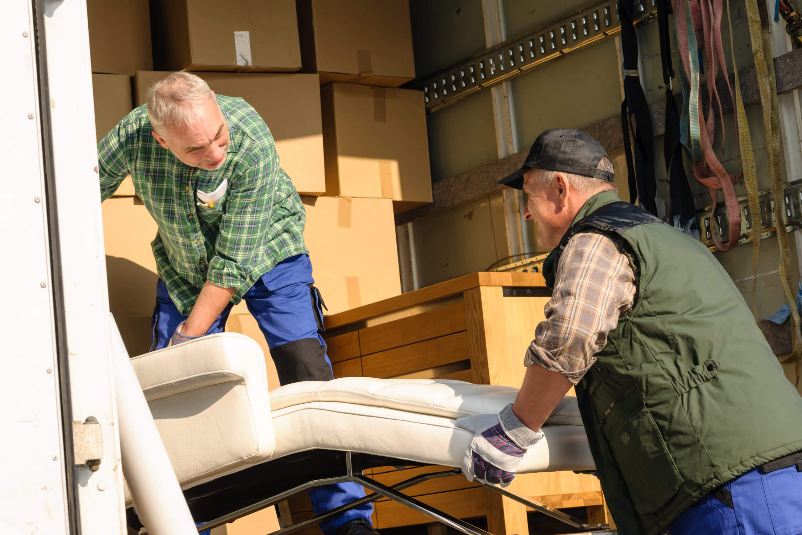 The Best Way to Hire Skilled Temporary Movers
